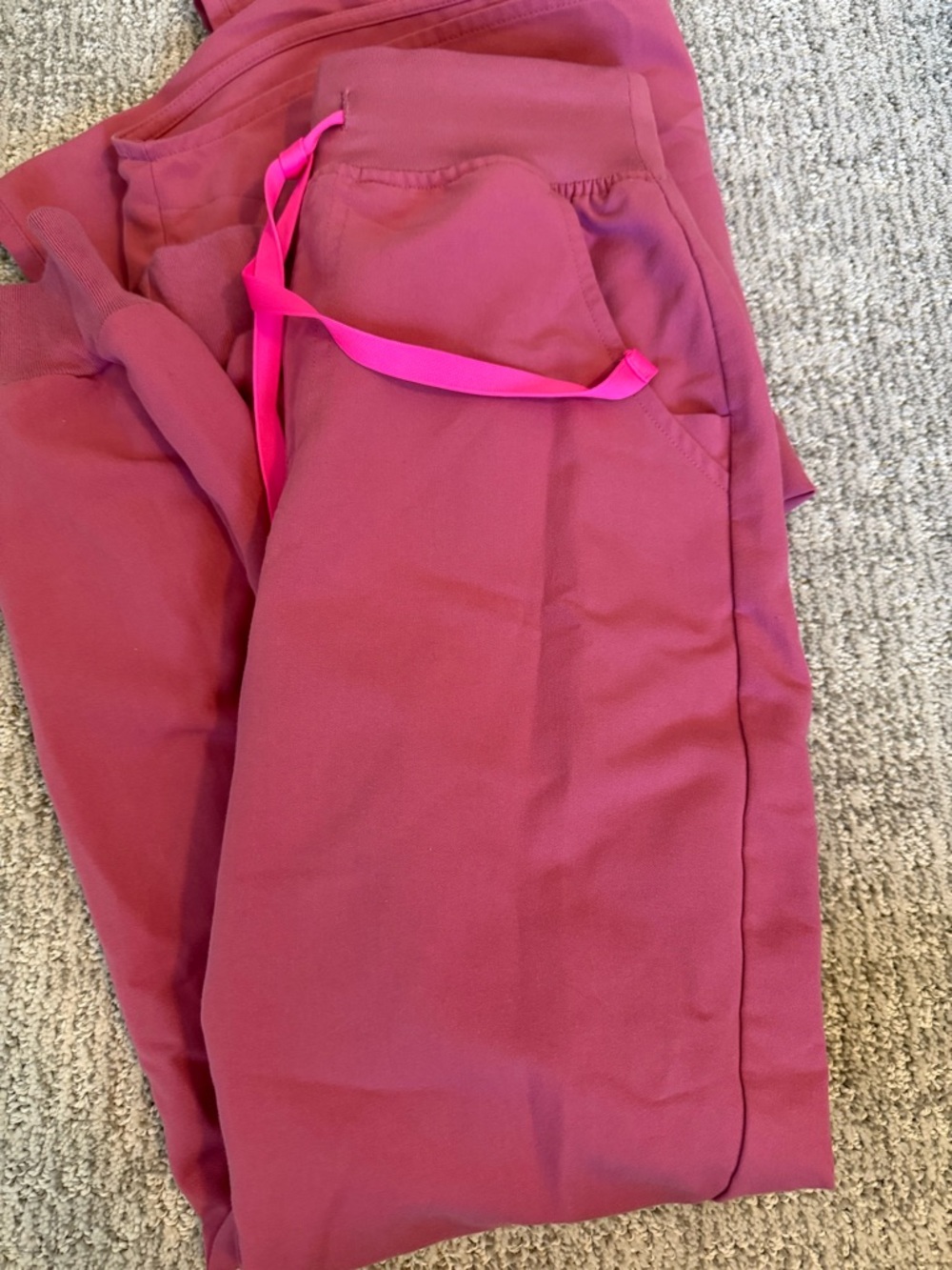 Figs Technical Collection Split-Neck Pullover in Rose